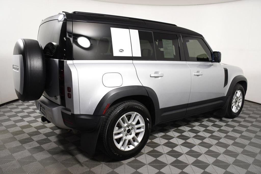 Used 2020 Land Rover Defender 110 First Edition AWD/4WD image 7