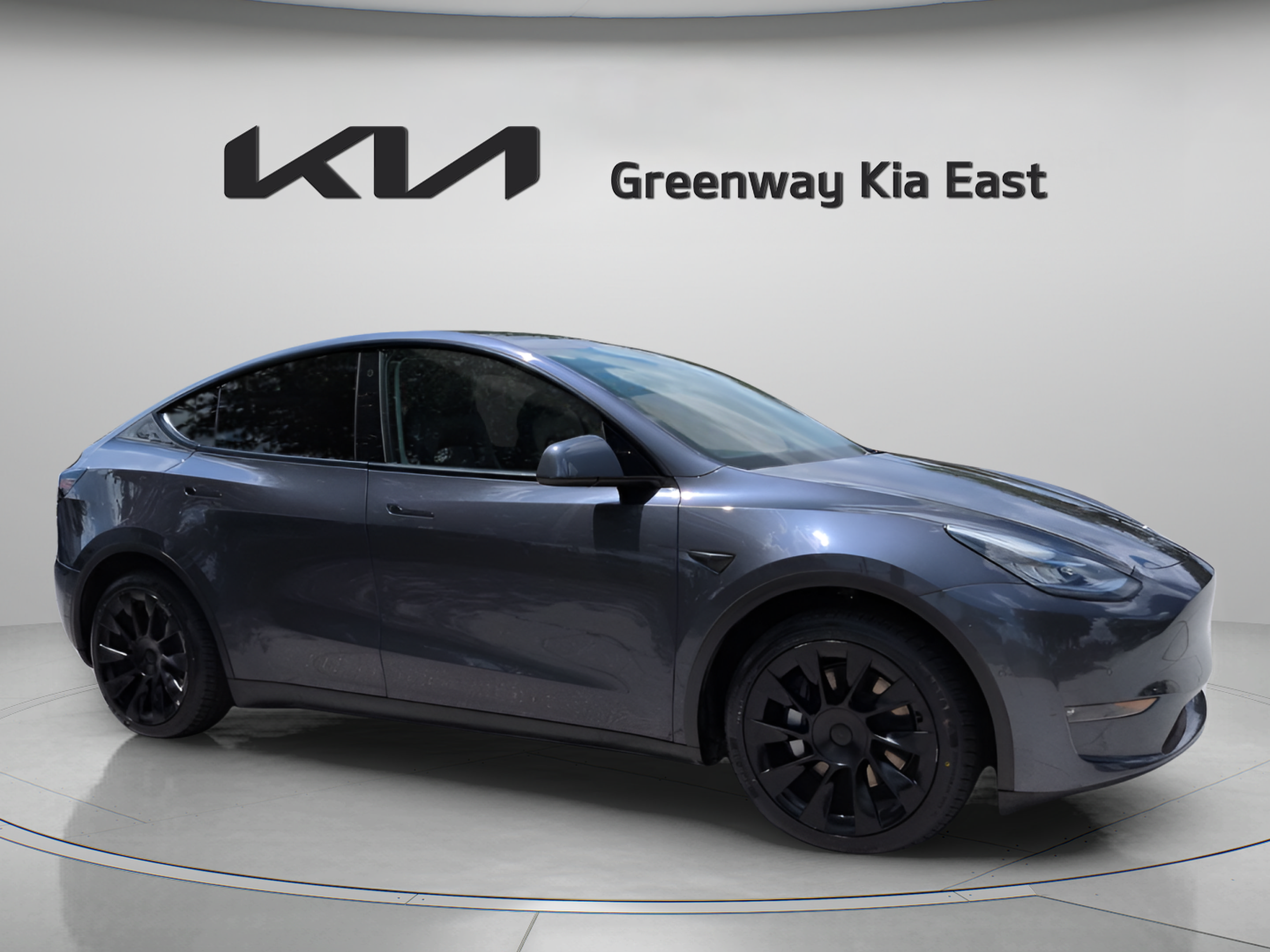 Used 2021 Tesla Model Y Long Range AWD/4WD image 3