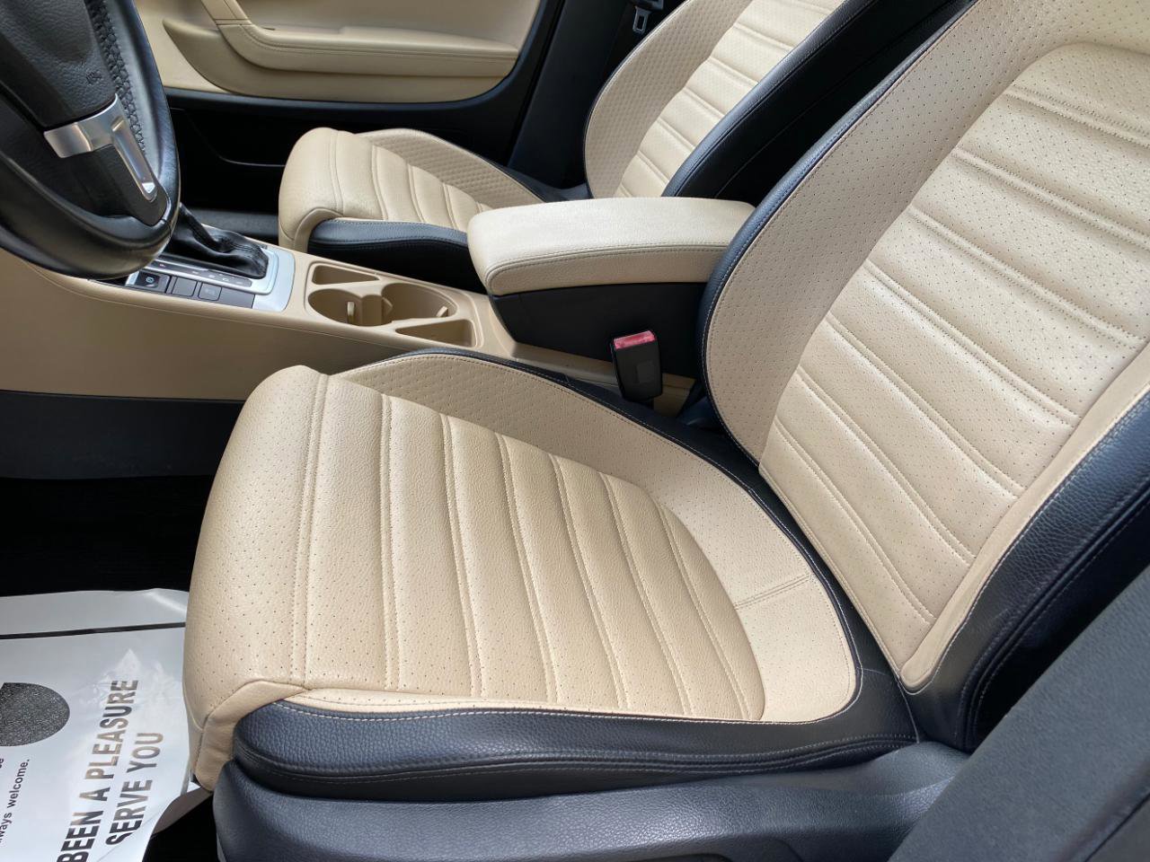 Used 2014 Volkswagen CC Sport image 27