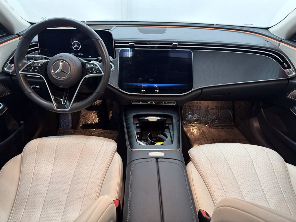 Used 2025 Mercedes-Benz E 350 4MATIC Sedan image 24