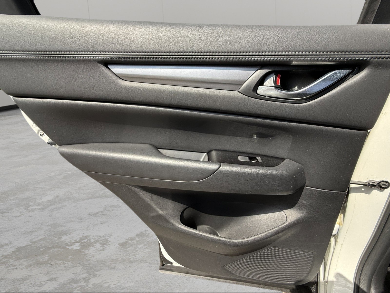 Used 2017 MAZDA CX-5 Touring w/ Preferred Equipment Package image 27