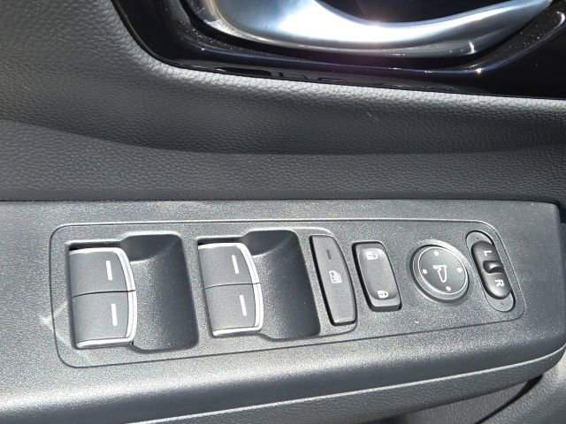 Used 2026 Honda CR-V EX-L image 12