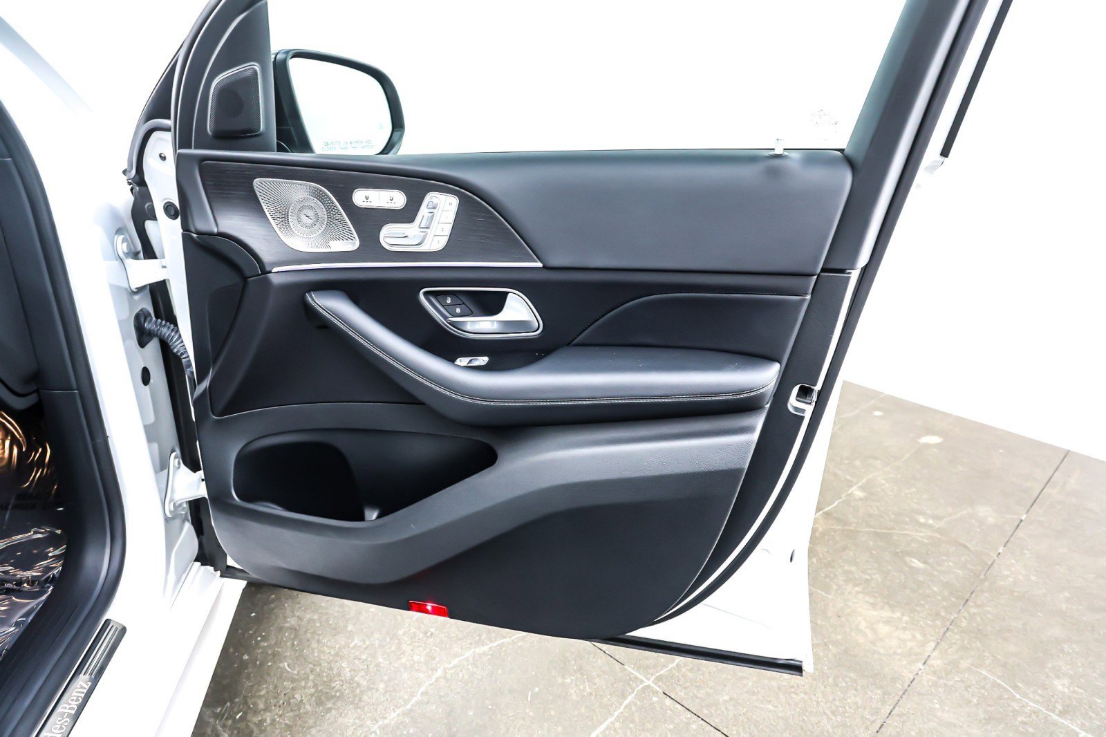 Certified 2024 Mercedes-Benz GLS 450 GLS 450 4MATIC SUV image 25