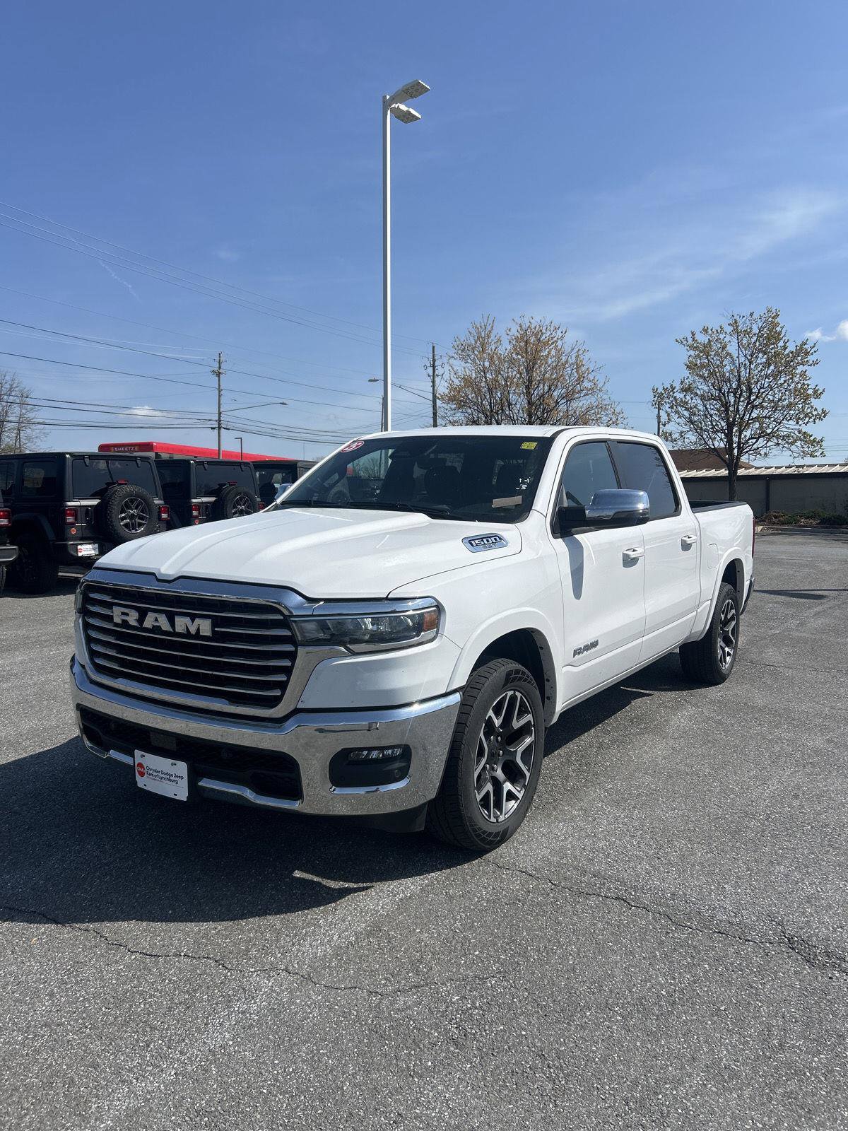 Used 2025 RAM 1500 Laramie image 3