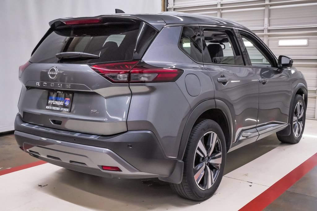 Used 2023 Nissan Rogue SL FWD image 6
