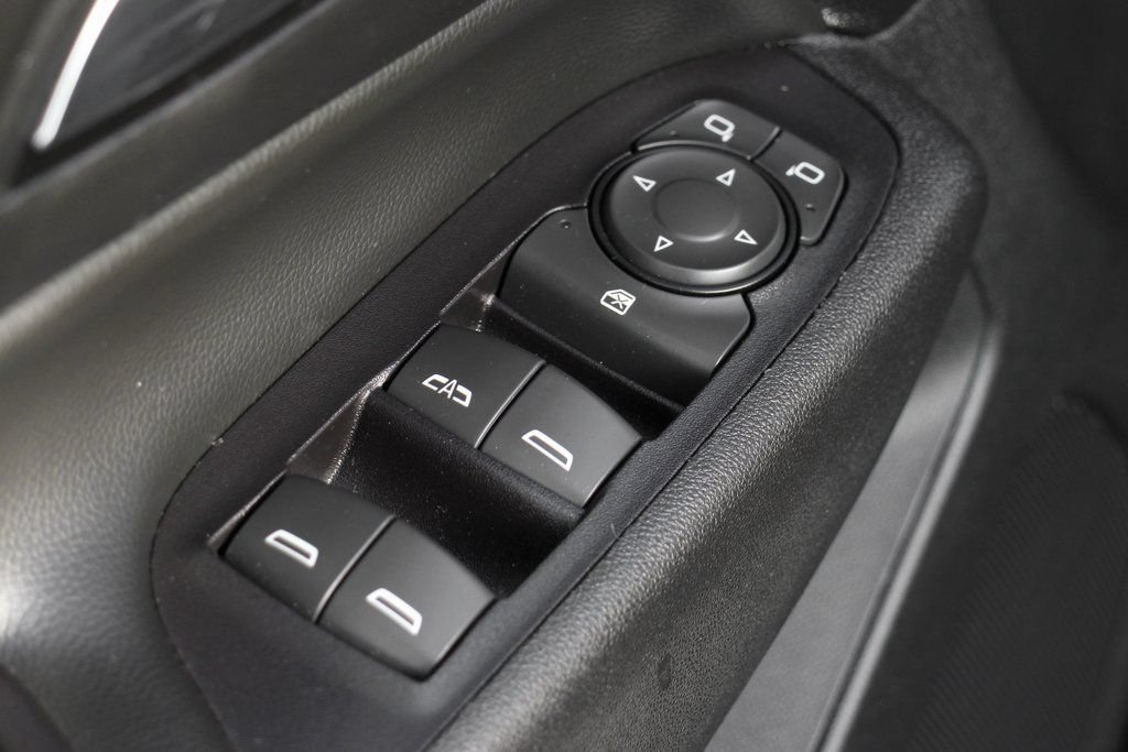 Used 2022 Chevrolet Equinox LT w/ Driver Convenience Package FWD image 16
