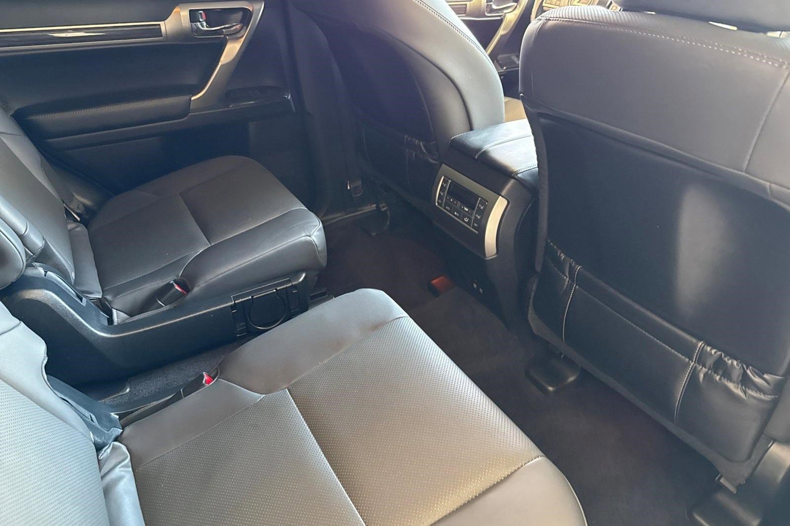 Used 2020 Lexus GX 460 Premium image 30