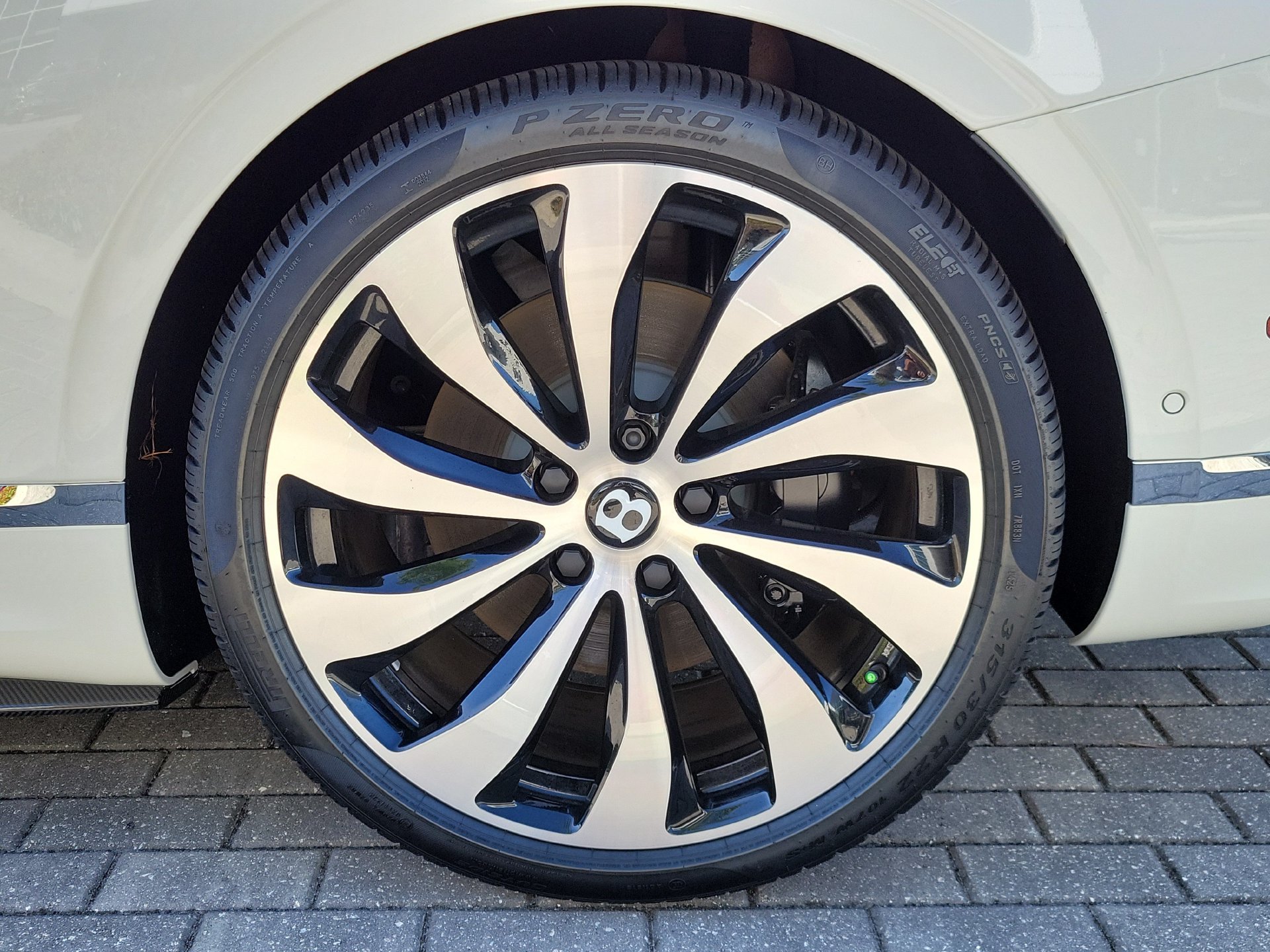 New 2026 Bentley Continental GT AWD/4WD image 8