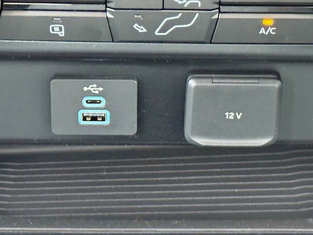 New 2026 Ford F450 XLT w/ 360-Degree Camera Package image 25