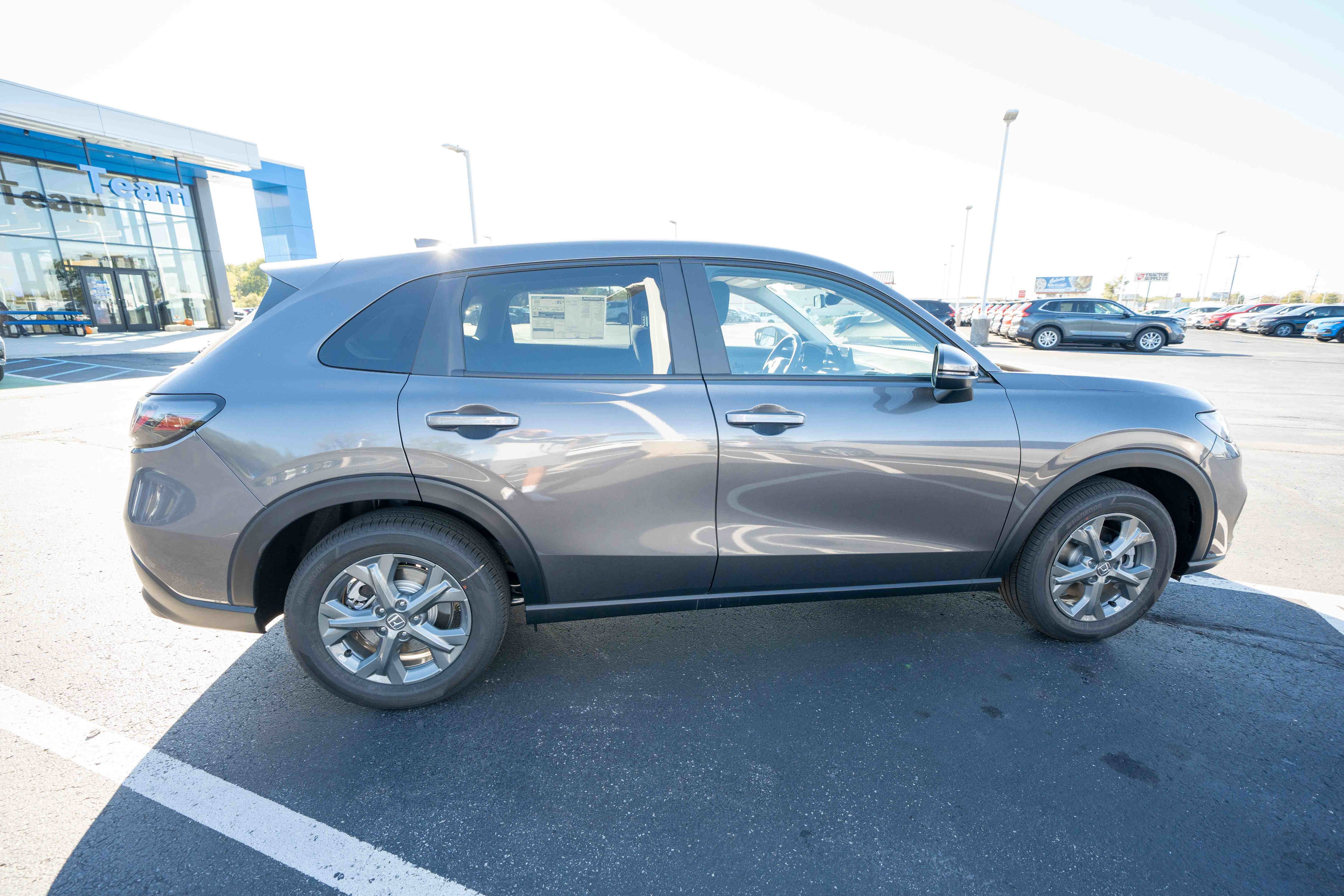 New 2027 Honda HR-V LX image 6