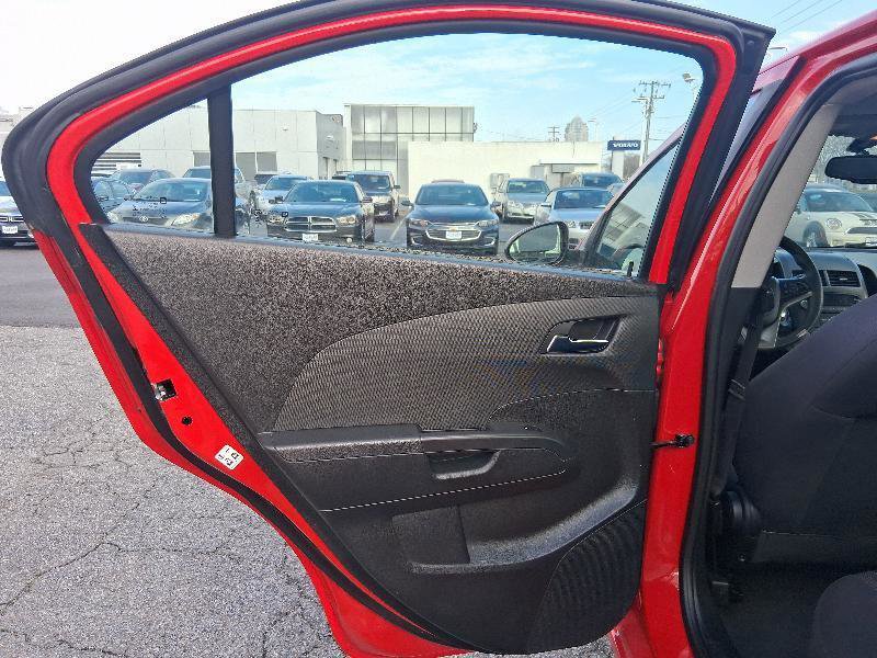 Used 2015 Chevrolet Sonic LT FWD image 38