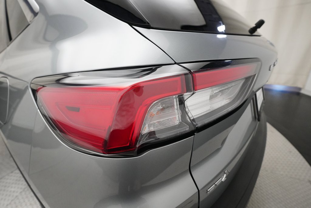 Used 2022 Ford Escape SE w/ Cold Weather Package image 31