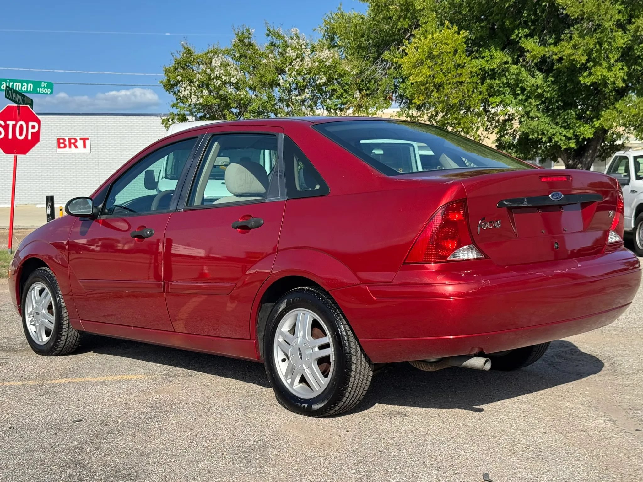 Used 2003 Ford Focus SE FWD image 4