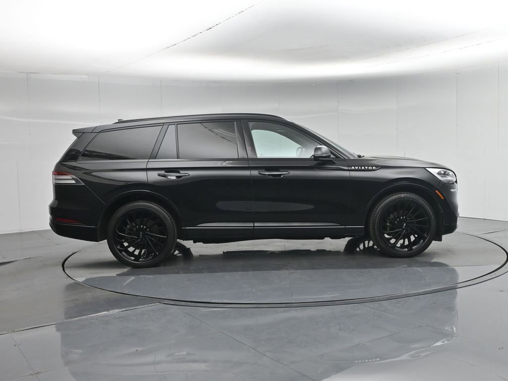 Used 2022 Lincoln Aviator Reserve w/ Equipment Group 201A image 27