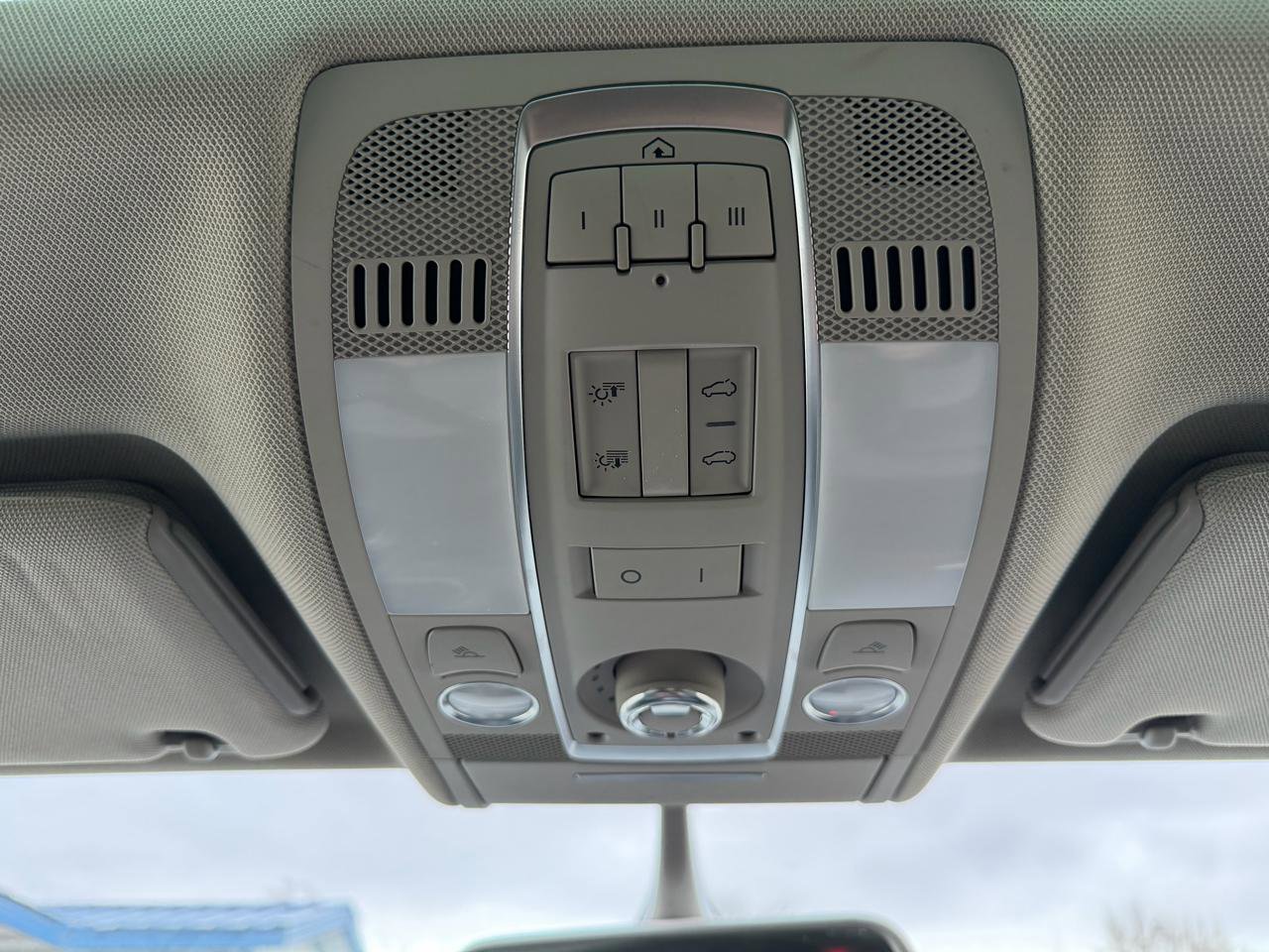 Used 2015 Audi Q7 TDI Premium Plus w/ Premium Plus Package image 46