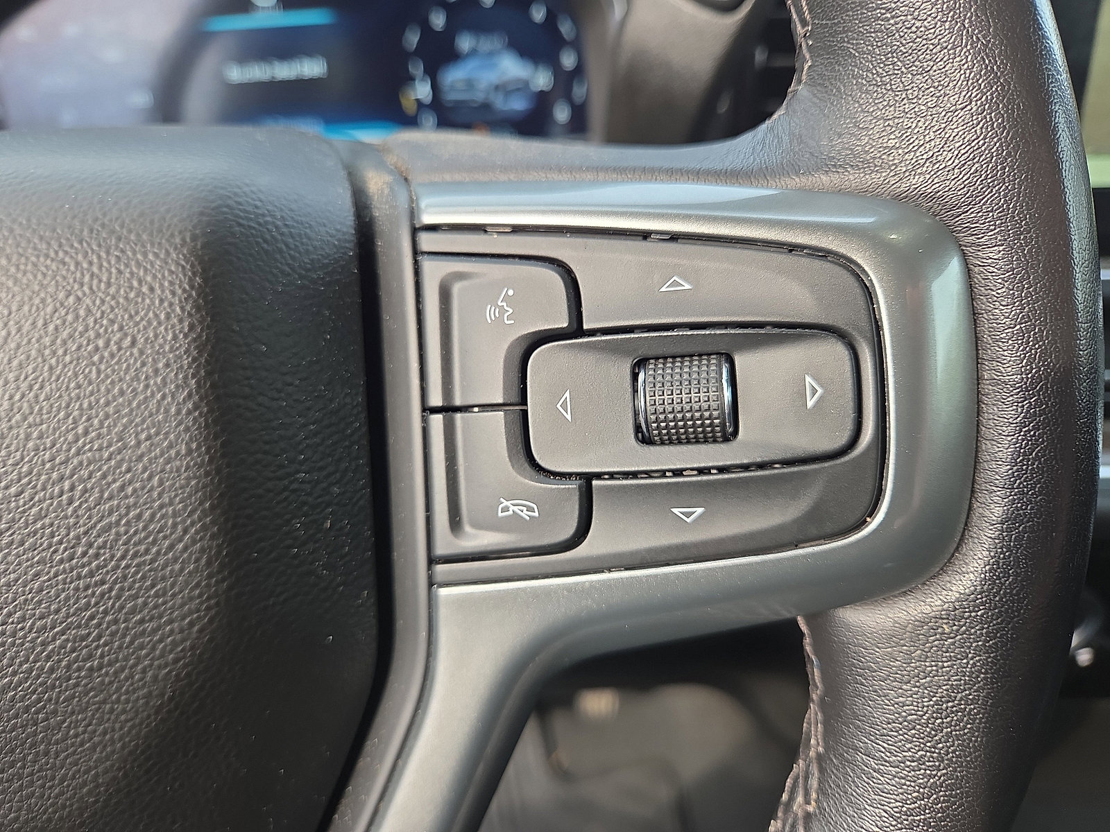 Used 2022 Chevrolet Silverado 1500 LT image 29