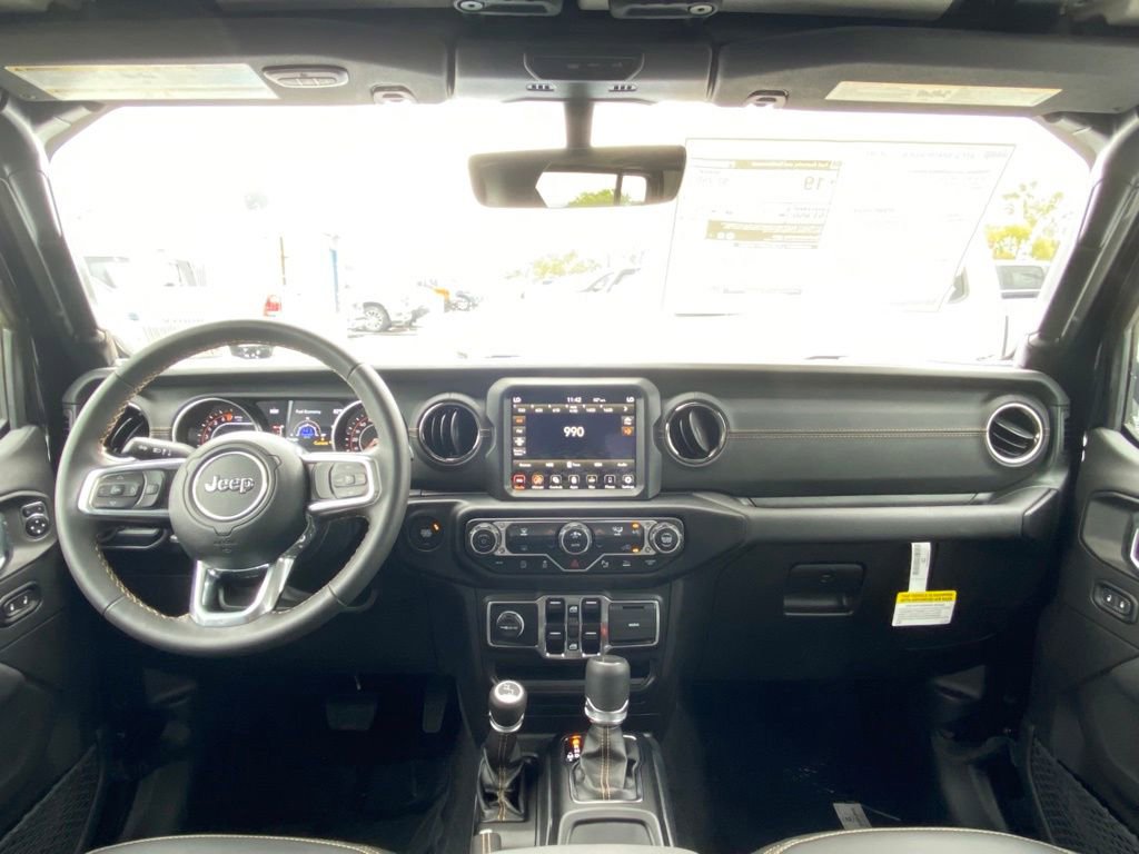 Used 2022 Jeep Gladiator Overland image 32