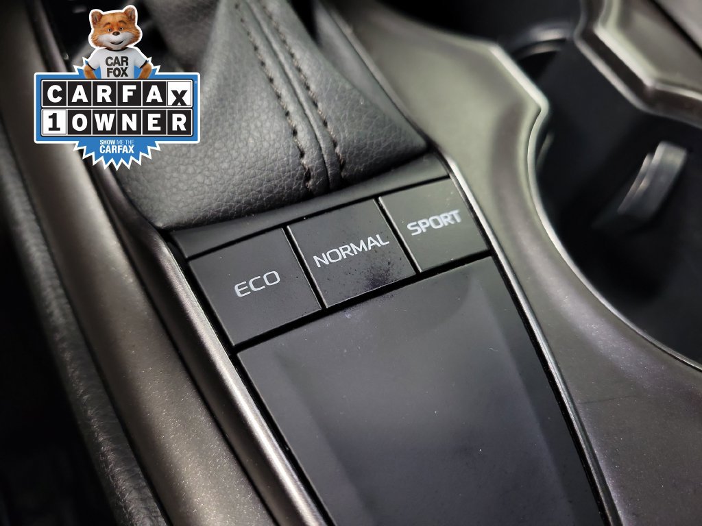 Used 2024 Toyota Camry SE w/ Cold Weather Package FWD image 20