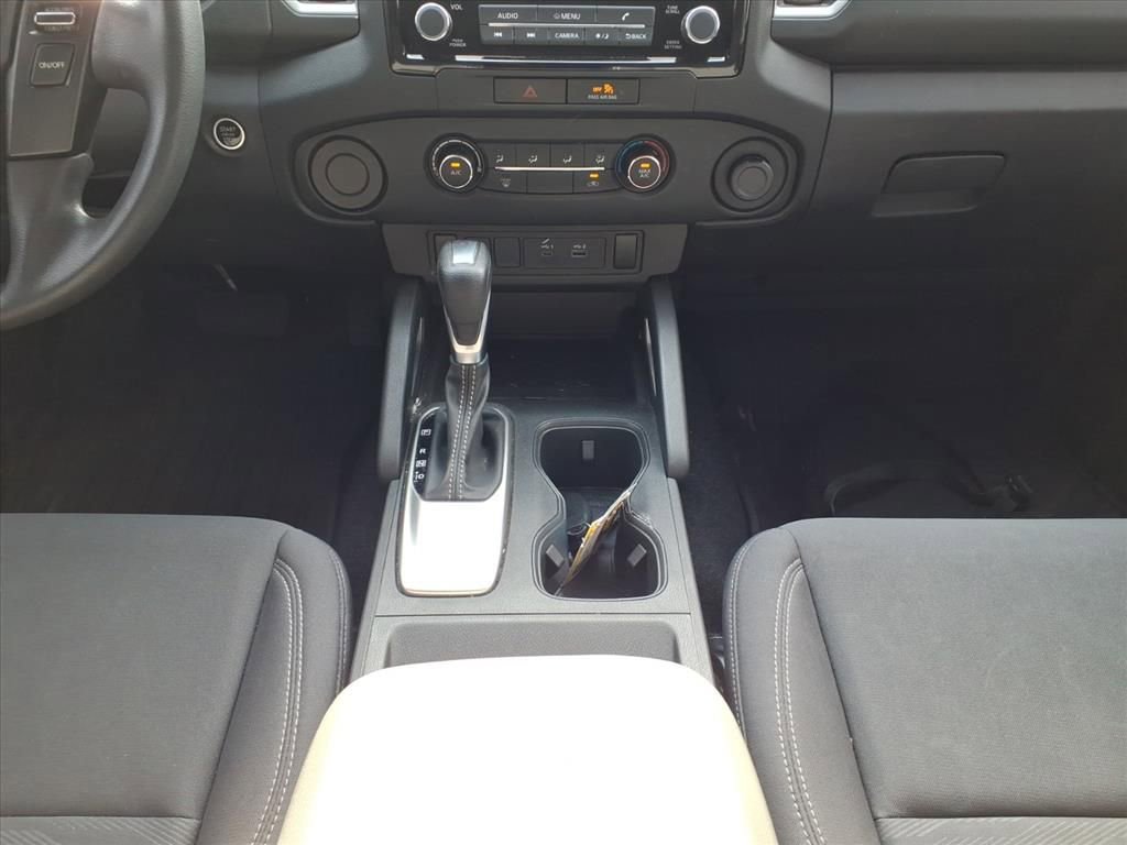 Used 2023 Nissan Frontier SV w/ Tow Package image 11