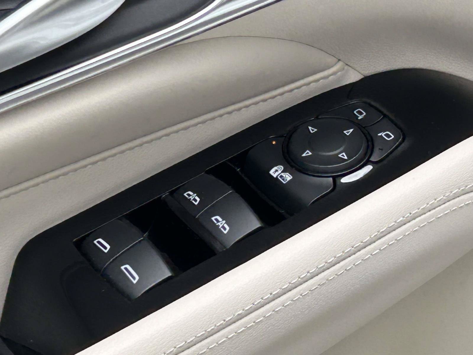 Used 2023 Cadillac CT4 Luxury w/ Sun And Sound Package RWD image 15