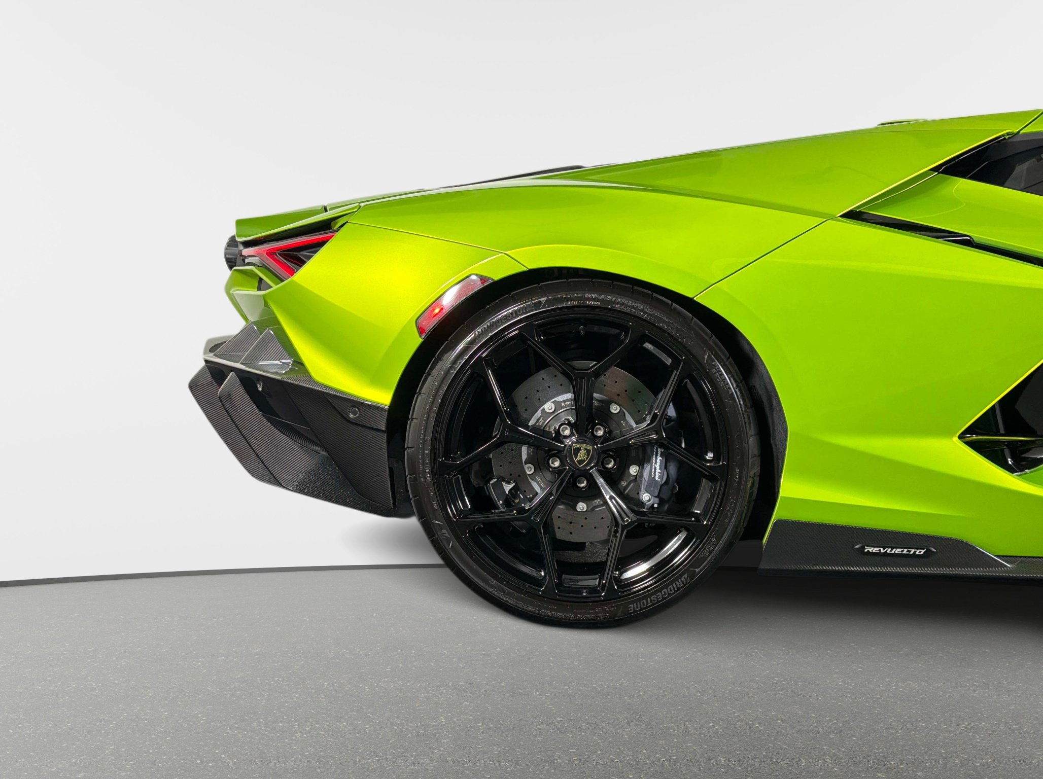 Used 2026 Lamborghini Revuelto AWD/4WD image 6