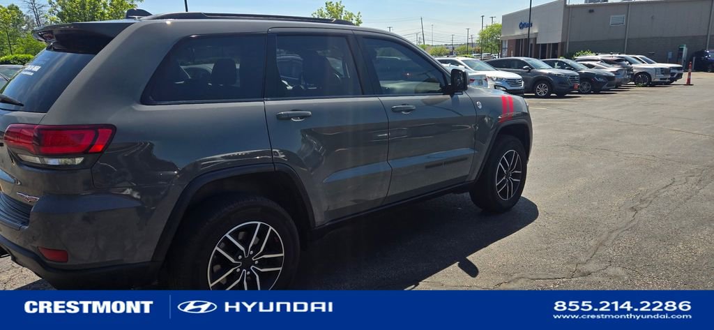 Used 2019 Jeep Grand Cherokee Trailhawk w/ Trailhawk Luxury Group AWD/4WD image 6