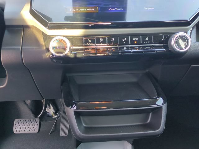 New 2027 Chevrolet Bolt LT w/ Comfort Package FWD image 16