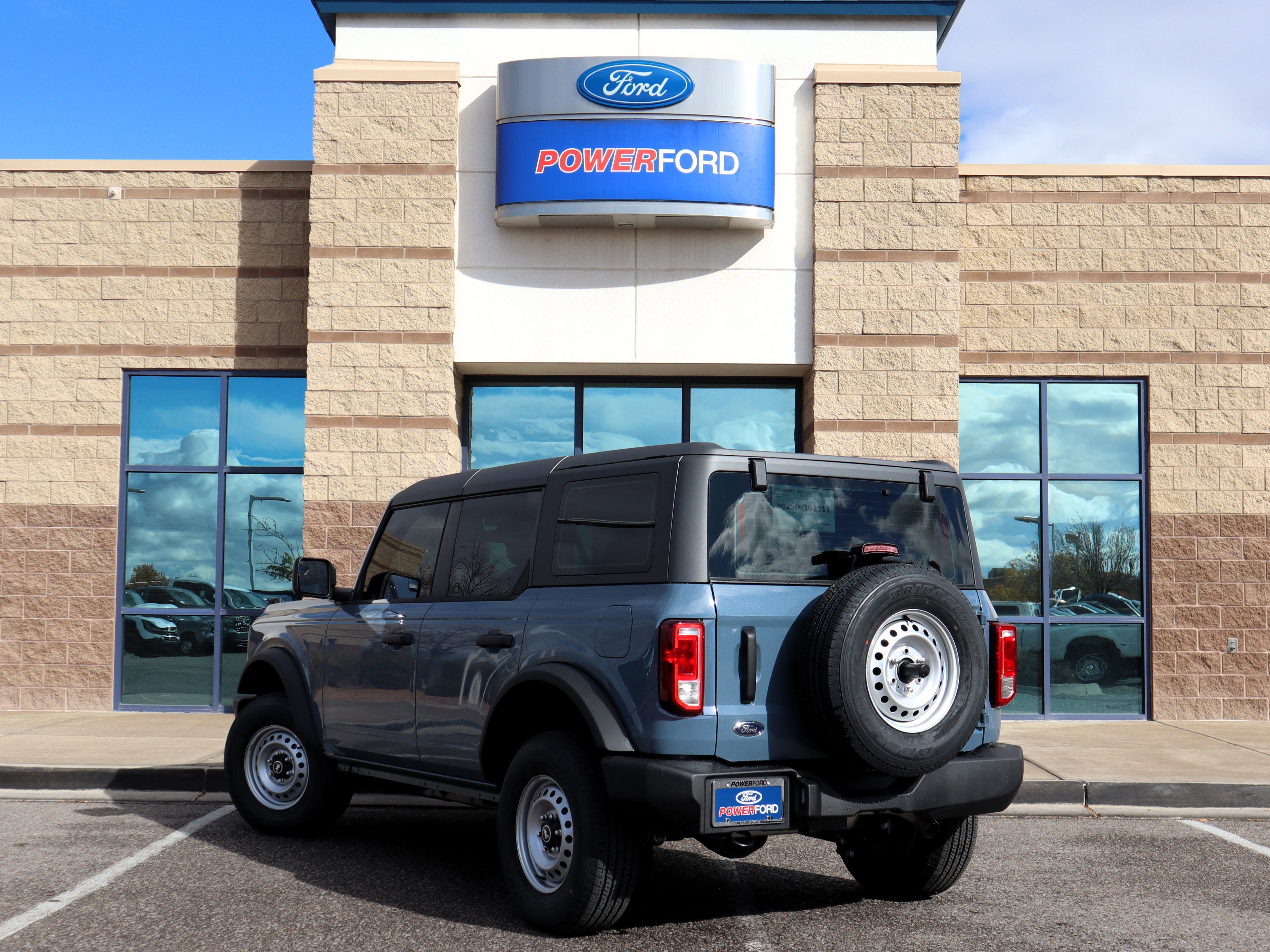 New 2025 Ford Bronco 4-Door AWD/4WD image 8