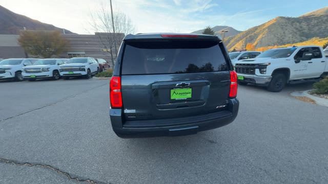 Used 2020 Chevrolet Suburban Premier AWD/4WD image 7
