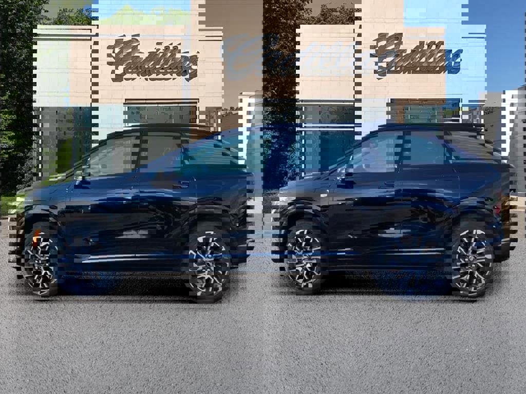 New 2026 Cadillac Optiq Sport 1 image 2