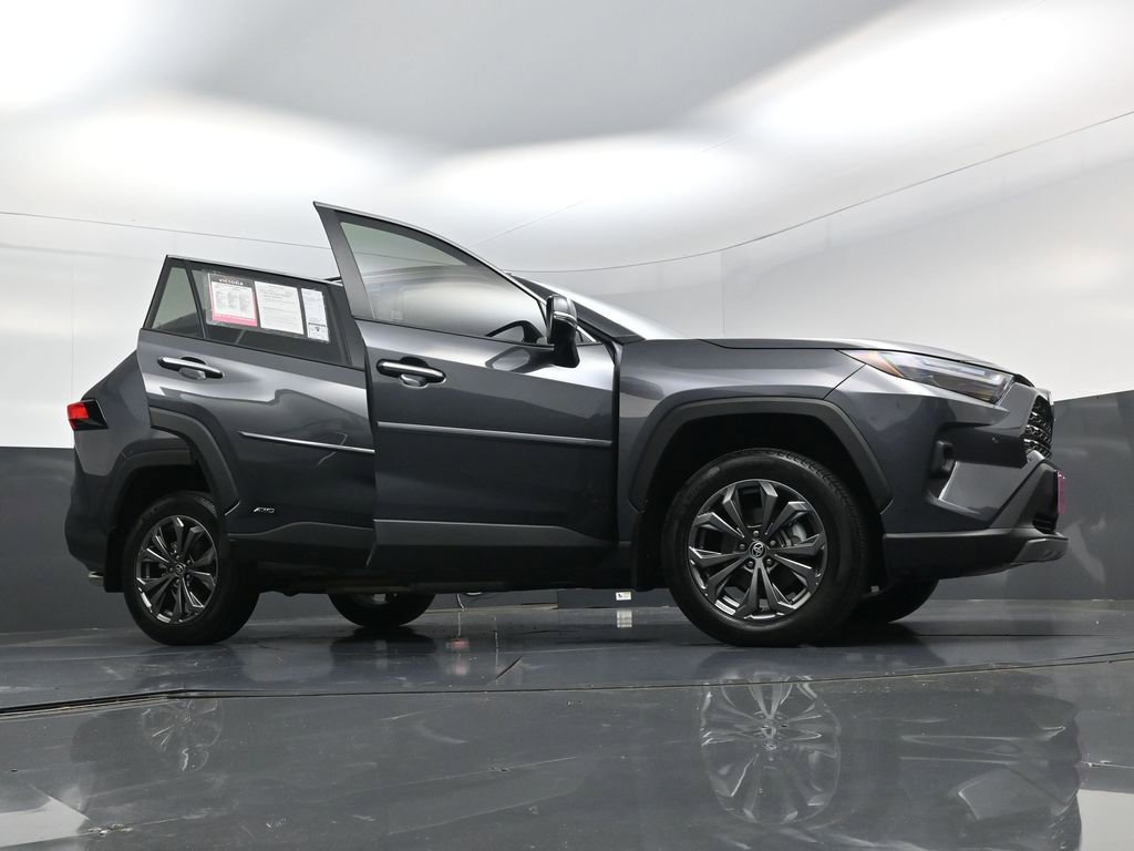 Used 2024 Toyota RAV4 Limited AWD/4WD image 26