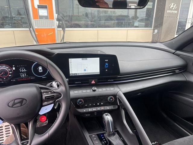 Certified 2025 Hyundai Elantra N Base image 11