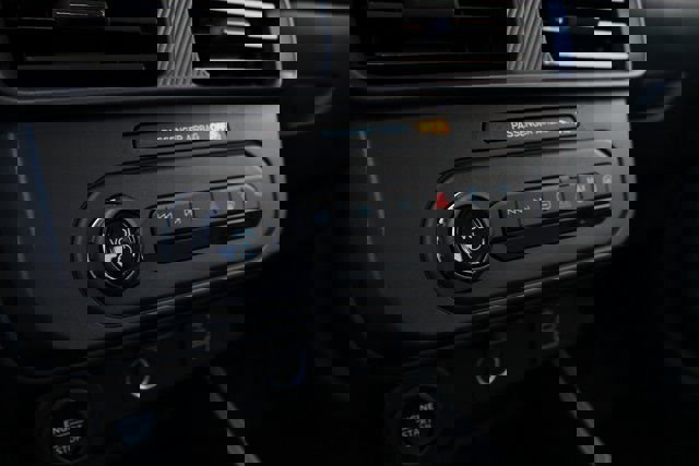 New 2025 Ford Maverick XLT w/ XLT Luxury Package image 8