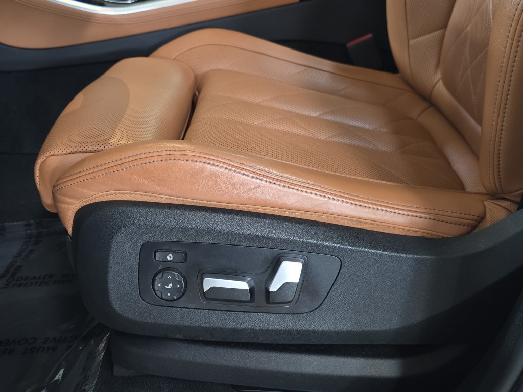 Certified 2024 BMW X5 xDrive40i w/ M Sport Package AWD/4WD image 28