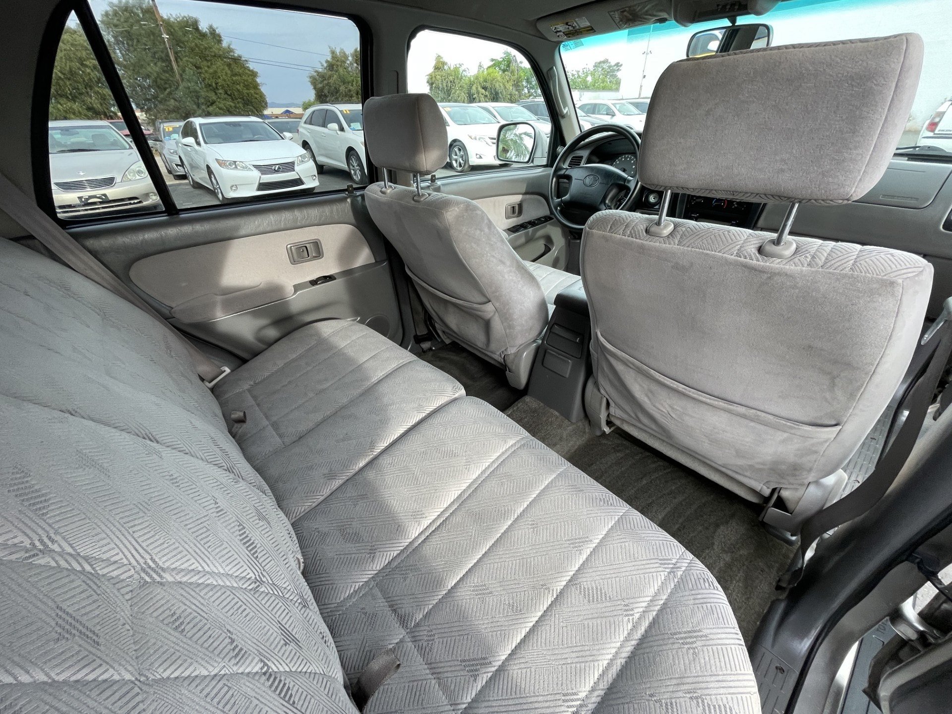 Used 2001 Toyota 4Runner SR5 RWD image 23