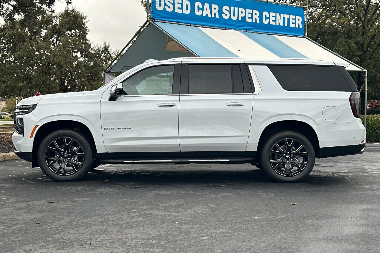 New 2026 Chevrolet Suburban Premier w/ Sun And Tow Package image 6