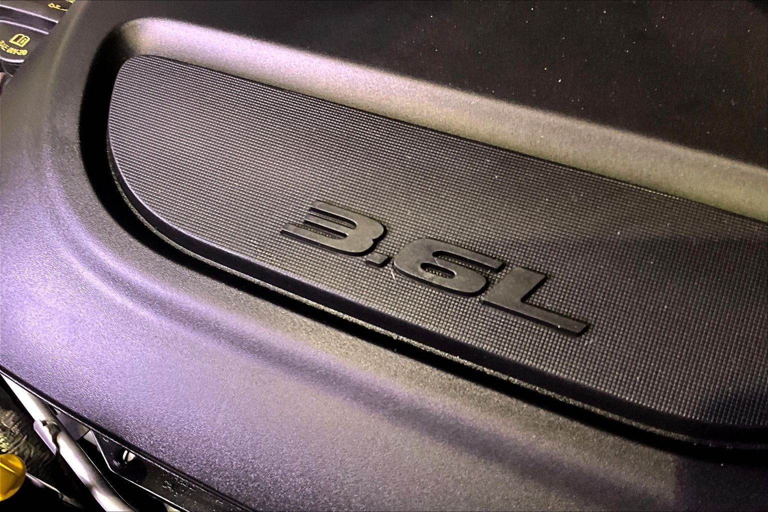 Used 2021 Chrysler Pacifica Touring-L FWD image 32
