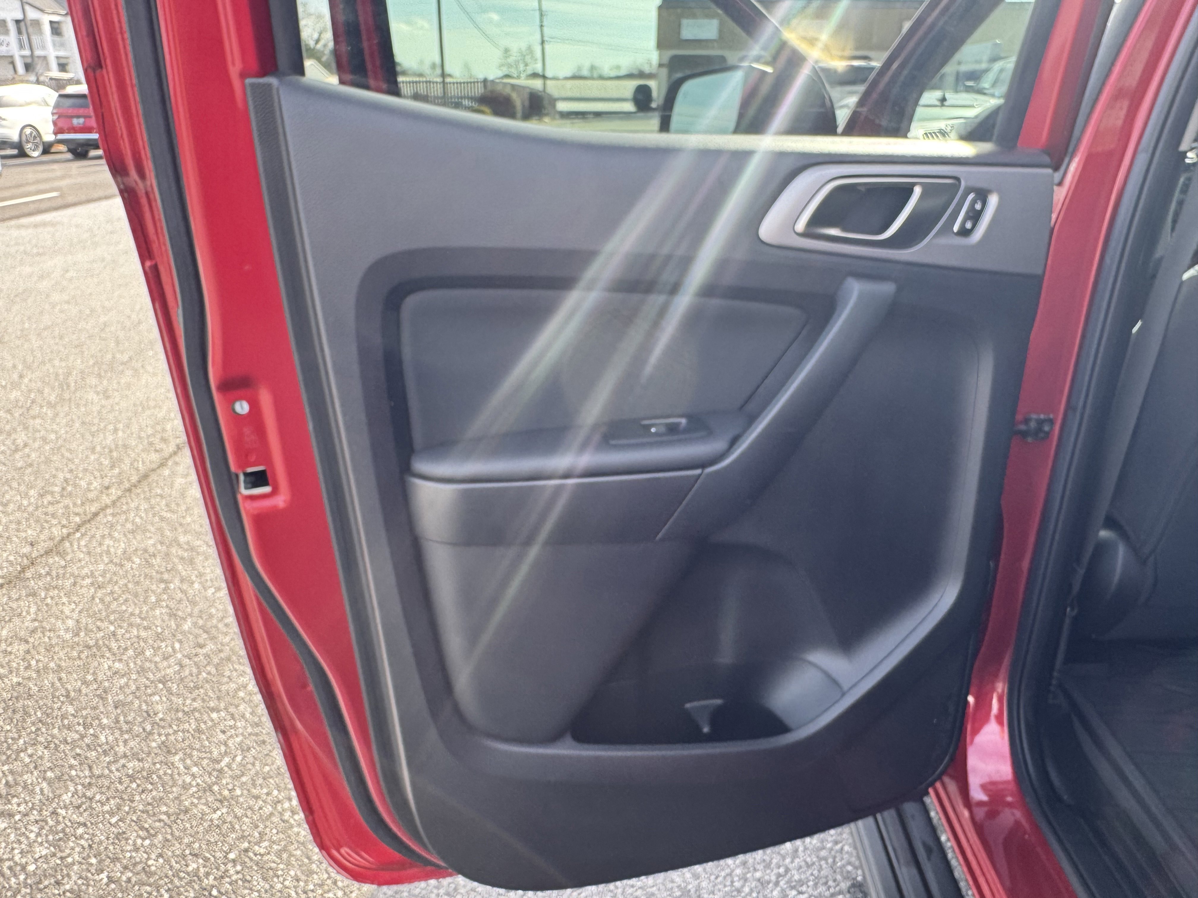 Used 2021 Ford Ranger XLT w/ Equipment Group 301A Mid image 8