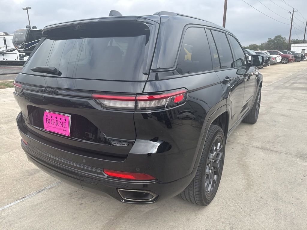 Used 2025 Jeep Grand Cherokee Summit image 12