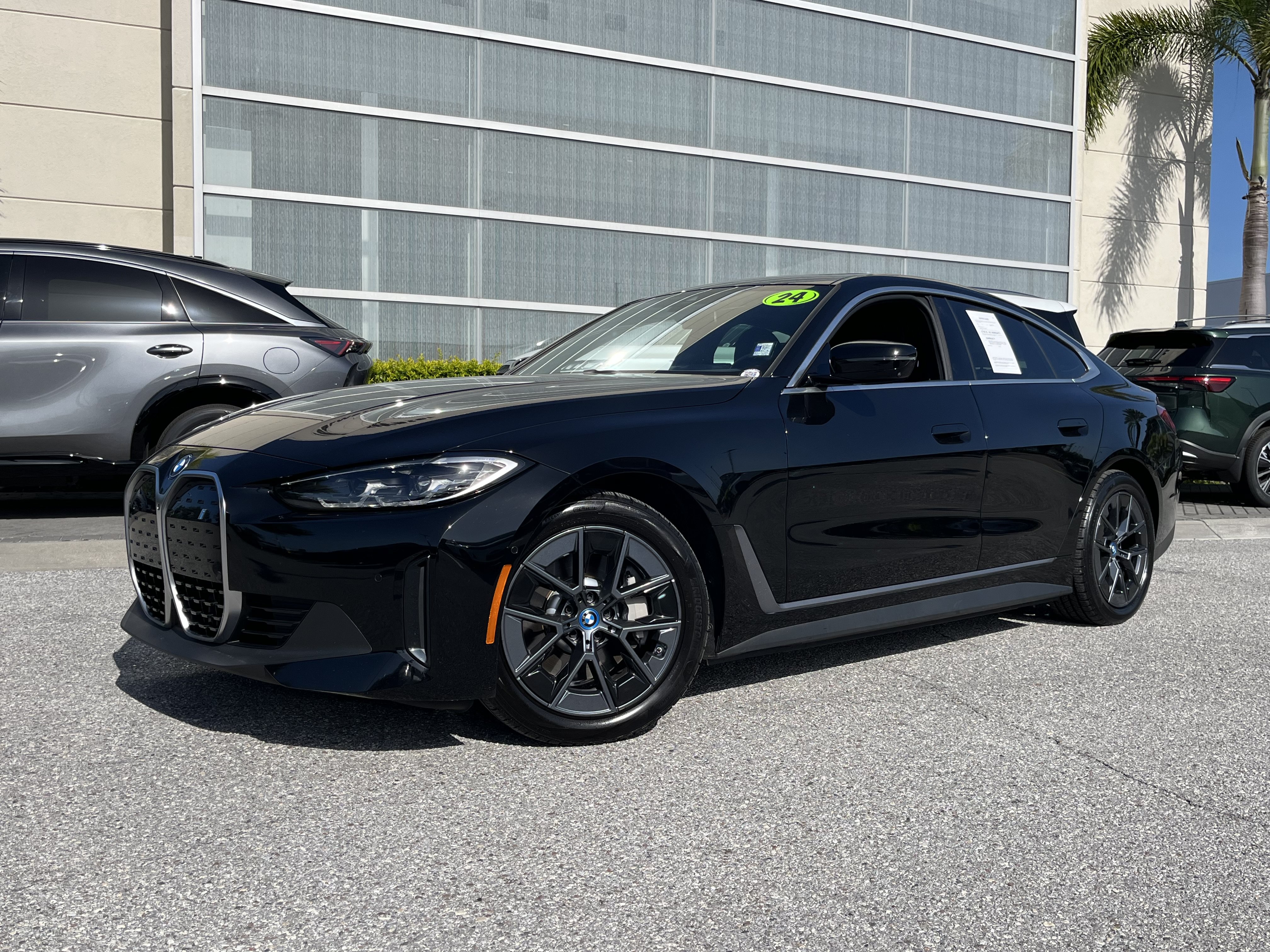 Used 2024 BMW i4 eDrive35 w/ Convenience Package RWD video 1