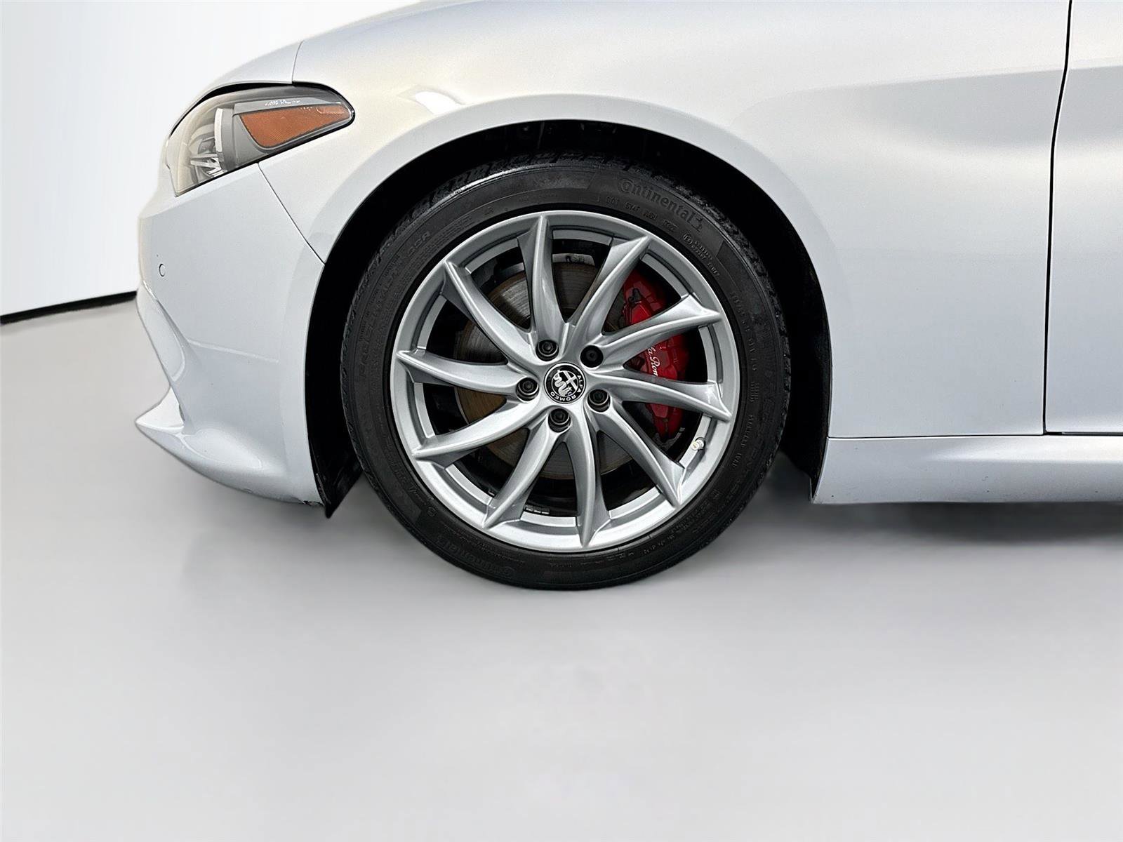 Used 2023 Alfa Romeo Giulia Sprint RWD image 13