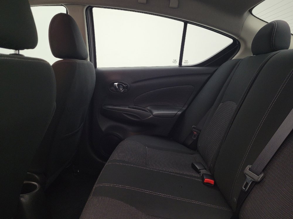 Used 2018 Nissan Versa SV w/ SV Special Edition FWD image 18