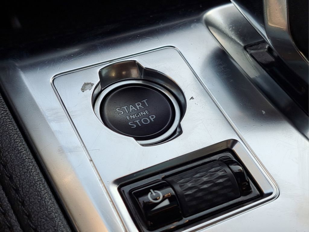 Used 2021 Jaguar F-PACE S image 27