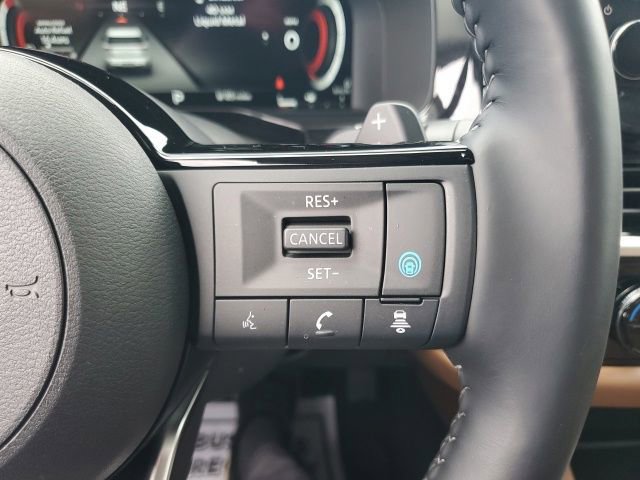 Certified 2025 Nissan Pathfinder Platinum w/ Cargo Package AWD/4WD image 46