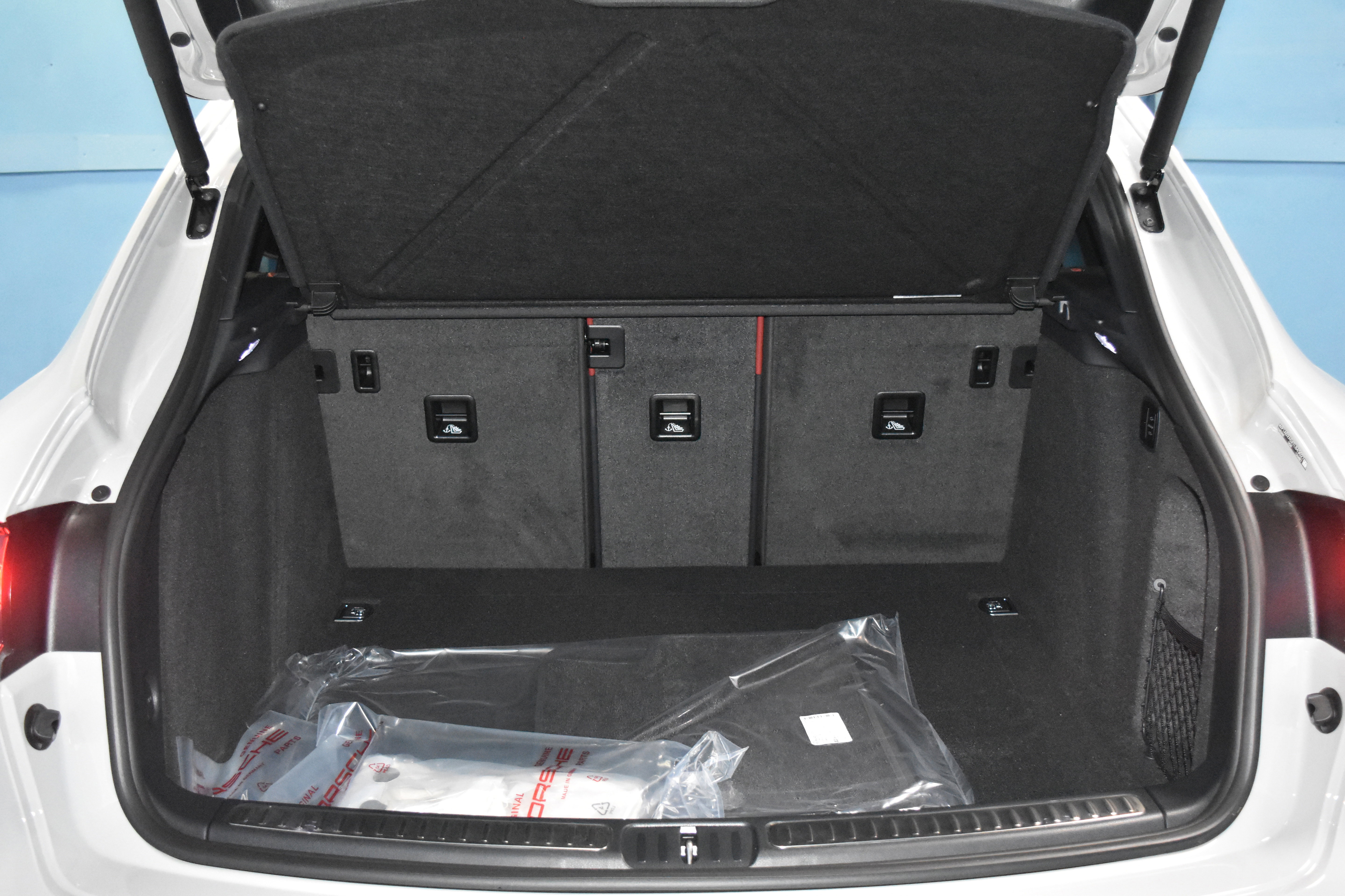 New 2026 Porsche Macan S image 34