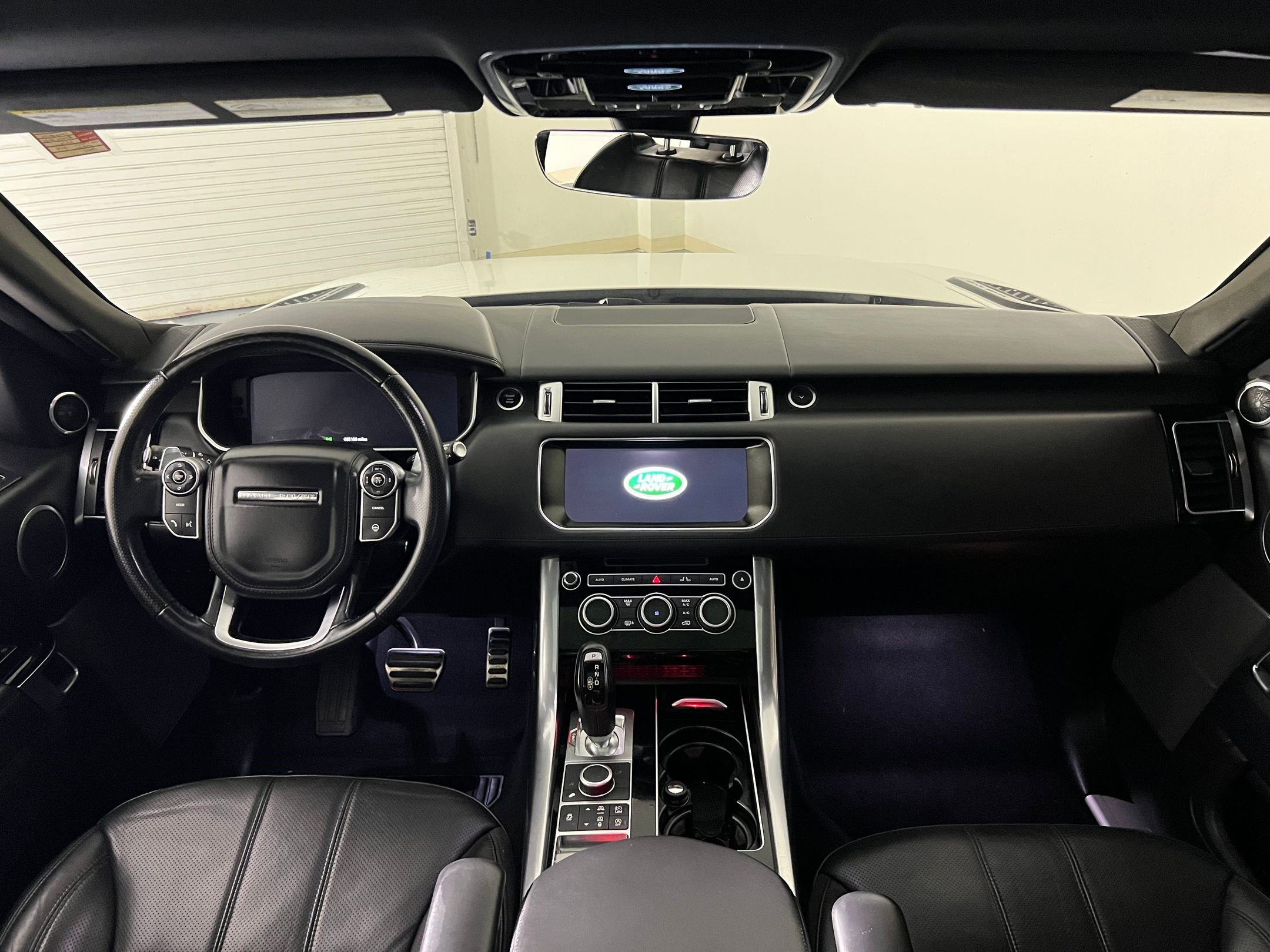 Used 2017 Land Rover Range Rover Sport HSE Dynamic image 15