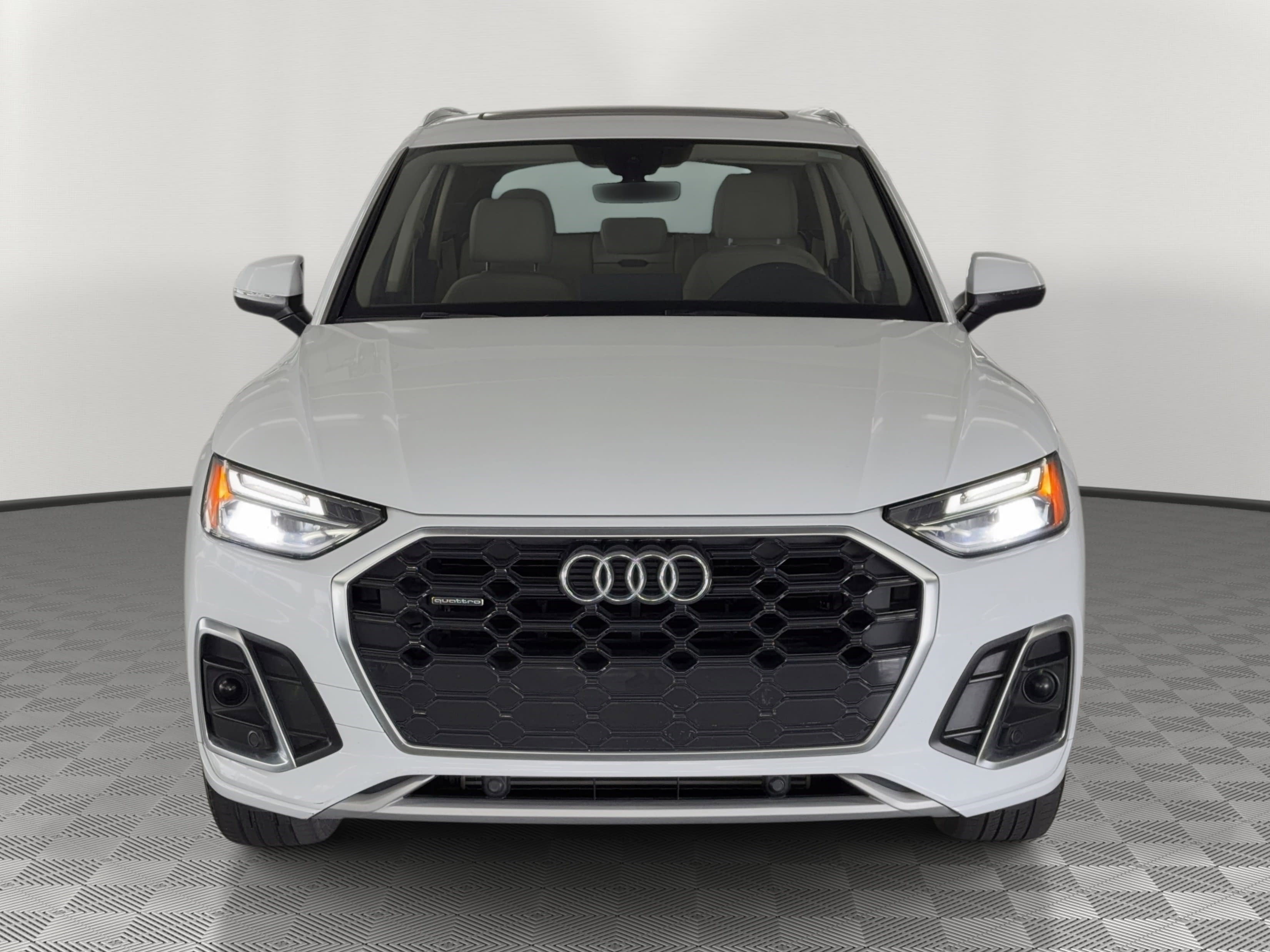 Used 2023 Audi Q5 2.0T Premium w/ Convenience Package AWD/4WD image 6