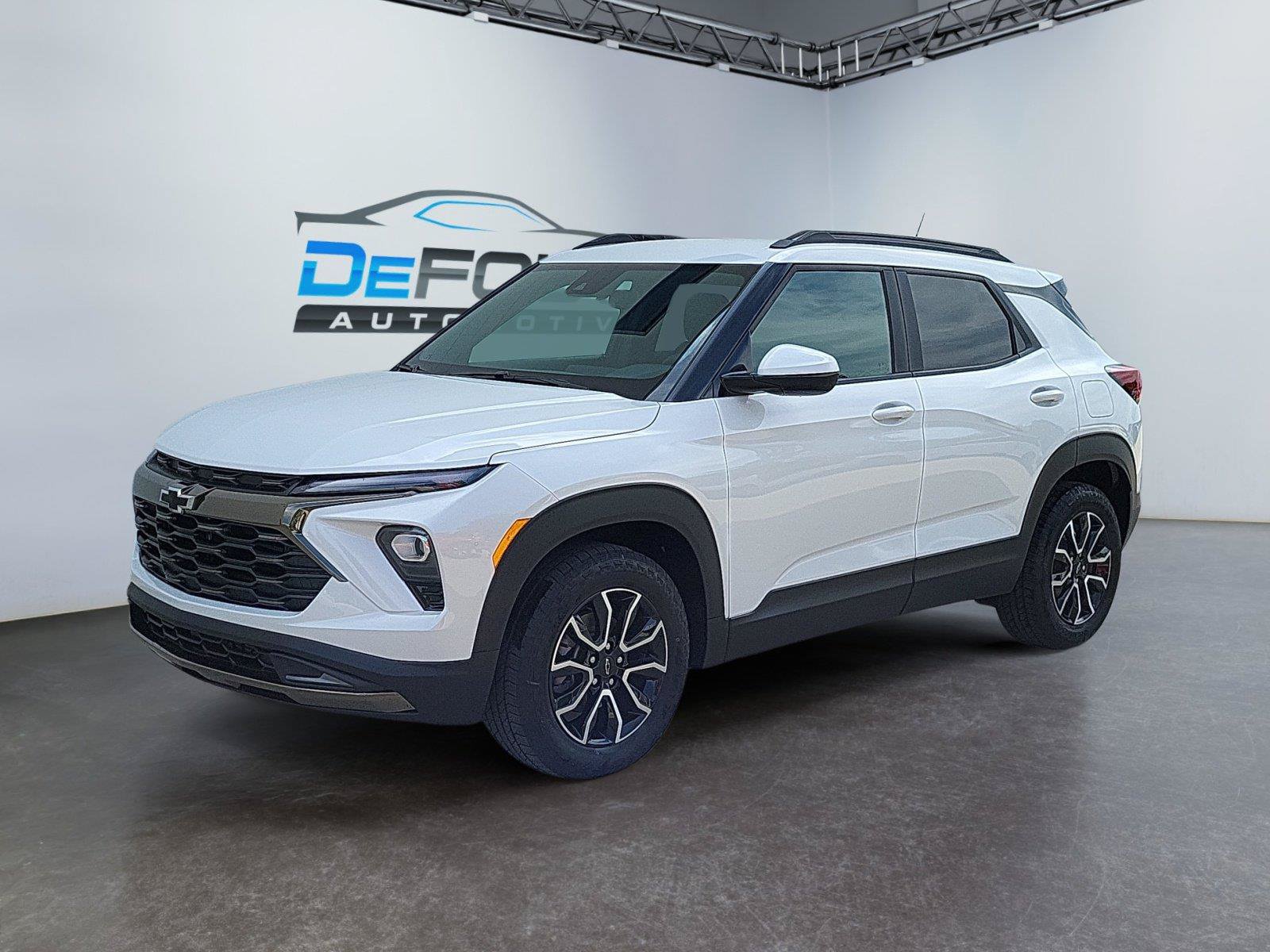 Used 2025 Chevrolet TrailBlazer ACTIV w/ Driver Confidence Package FWD image 7