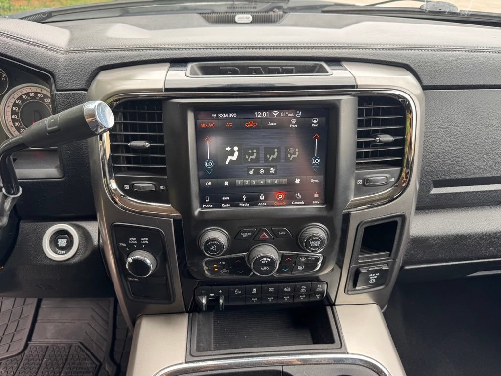 Used 2018 RAM 2500 Laramie w/ Sport Appearance Group AWD/4WD image 28