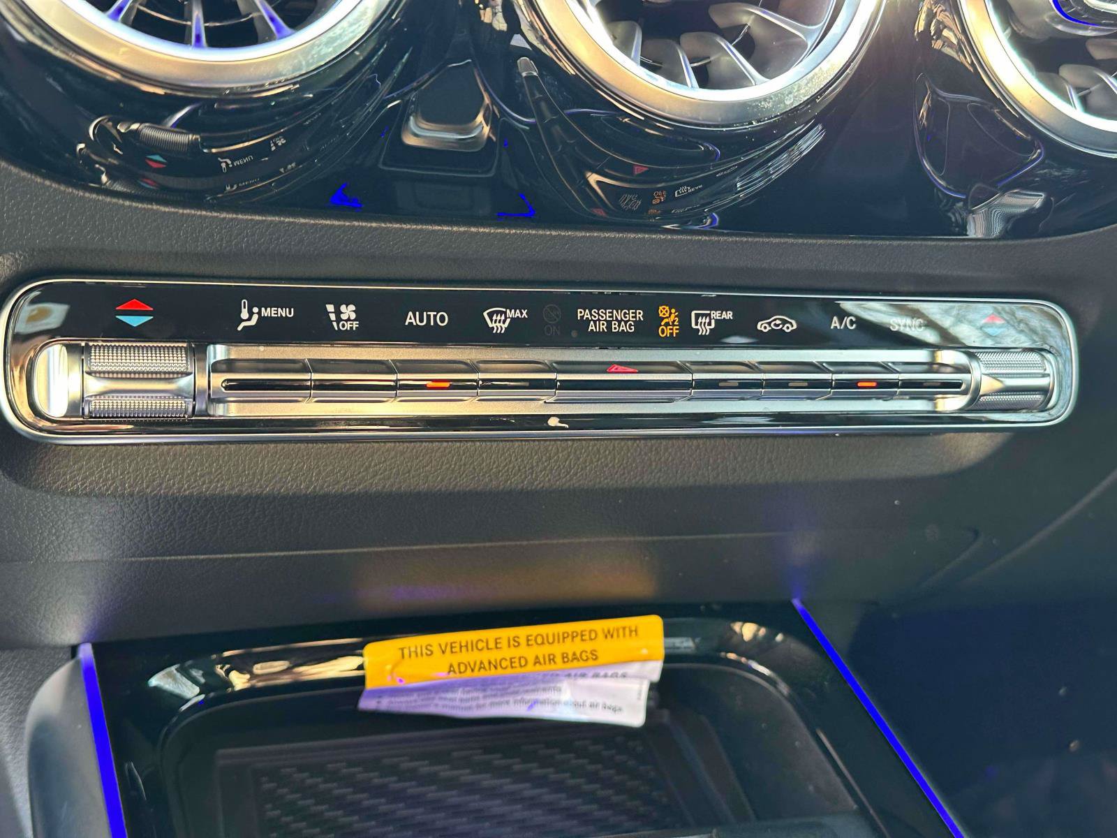 Certified 2025 Mercedes-Benz GLA 250 4MATIC image 24